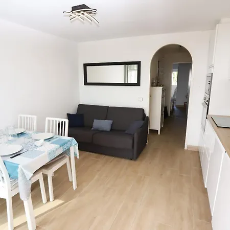 Vue Acces Et Piscine A 30m דירה *